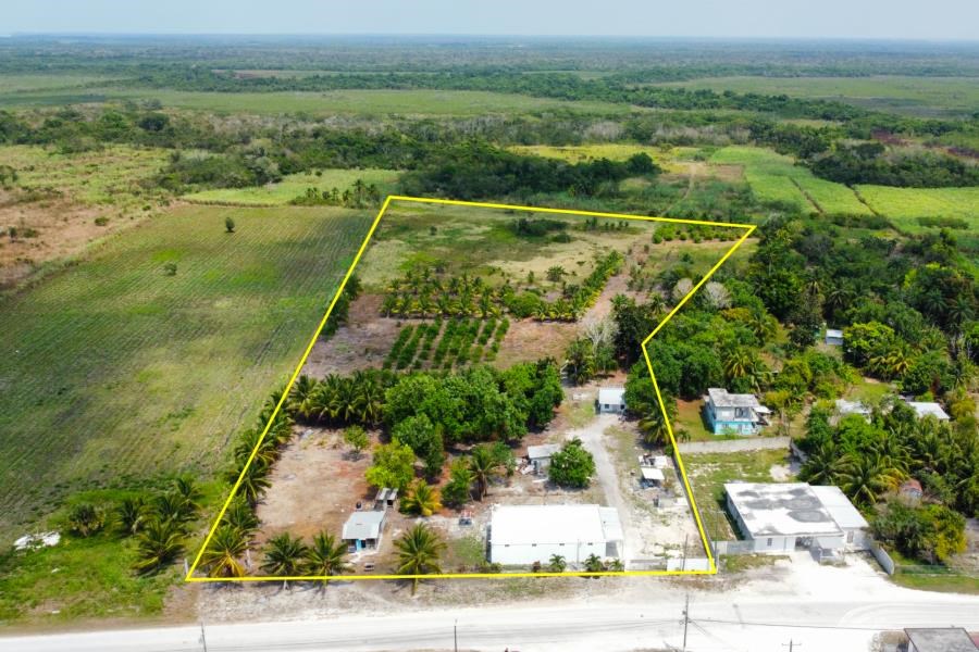 10 Acre Ranch with Commercial Building - EXCELLENT LOCATION